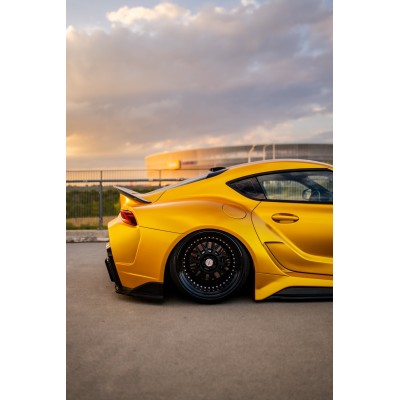 Na sprzedaż - Toyota Supra Mk5 - WideBody Laminat + Carbon