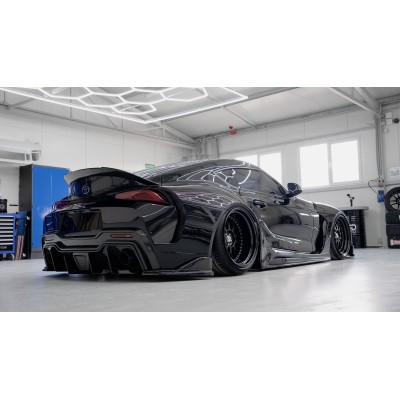 DuckTail Toyota Supra Mk5 - Laminat